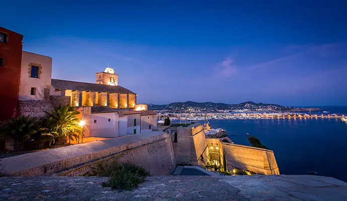 dalt vila